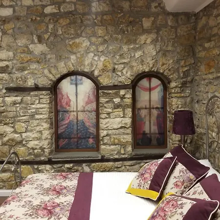 Vila Sigal 4* Μπεράτ