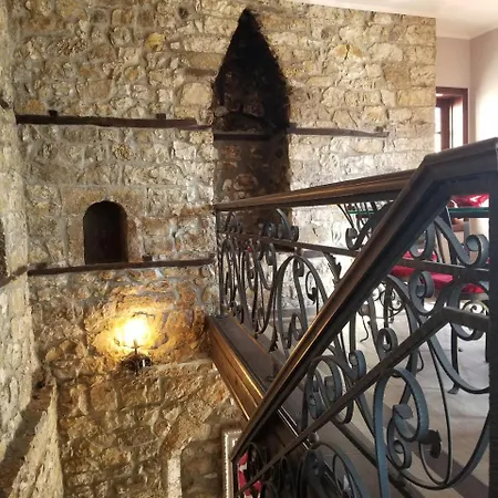 Vila Sigal Μπεράτ