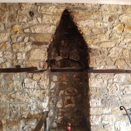 Vila Sigal 4* Μπεράτ